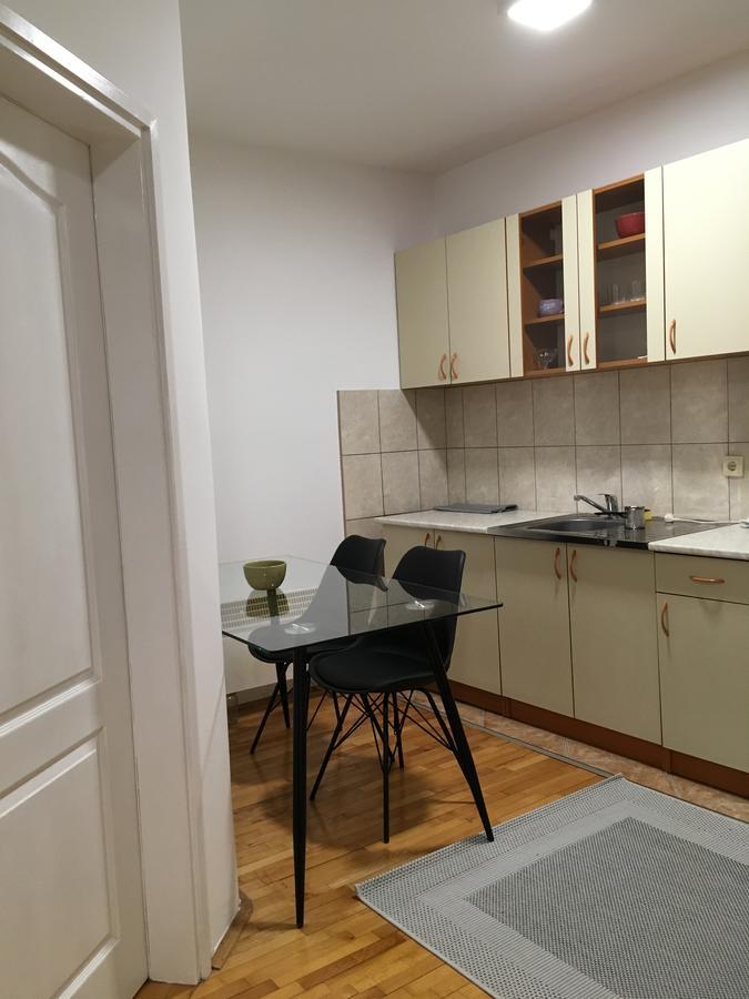 Appartement Apartman Iva à Bijeljina Extérieur photo